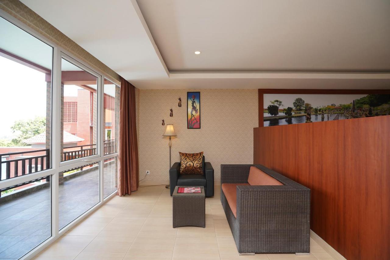 Oyo 2392 Nusa Dua Eling Inn Εξωτερικό φωτογραφία